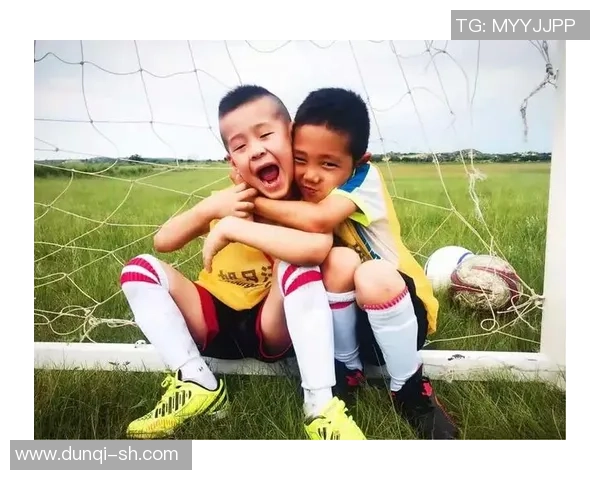 西藏第一支足球队核心球星成长历程与草原拼搏故事 西藏第一支足球队核心球星成长历程与草原拼搏故事