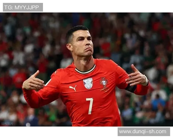 足球界光头球星大盘点 谁是你心中的无敌头球王 足球界光头球星大盘点 谁是你心中的无敌头球王